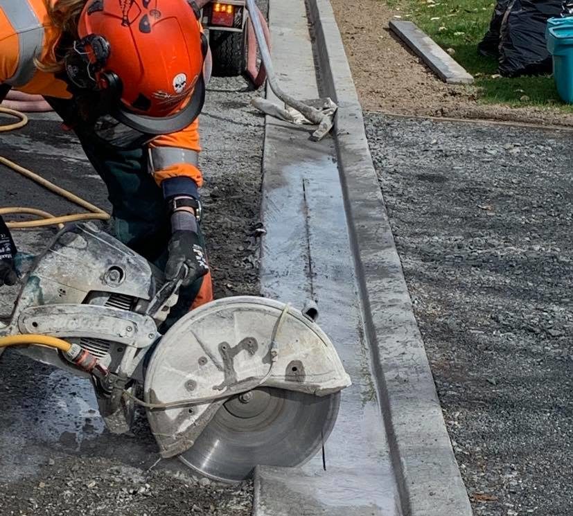 Handsawing Handsawing